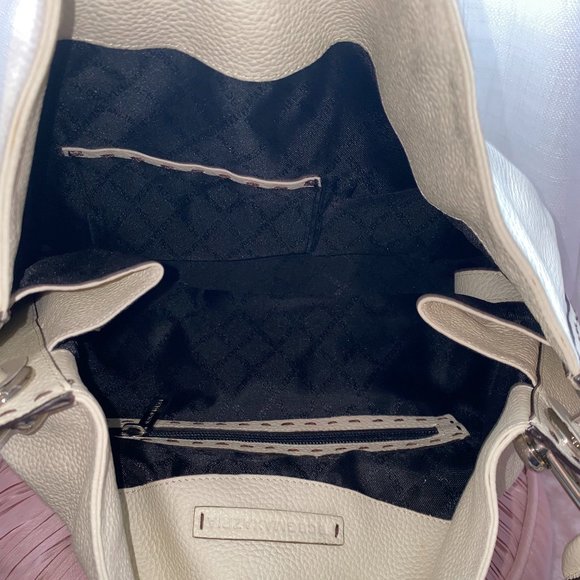 BCBG Hobo Purse - Picture 7 of 9